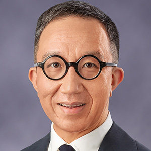 Headshot of Gabriel Leung