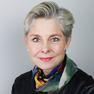Headshot of Viva Ona Bartkus