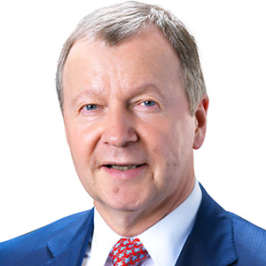 Headshot of Winfried Engelbrecht-Bresges