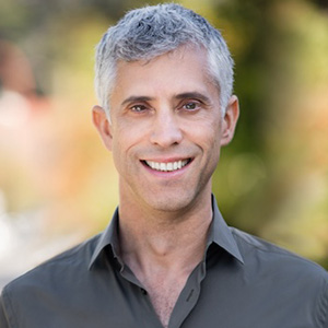 Headshot of Kevin Barenblat