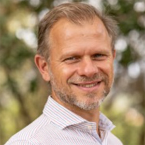 Headshot of Paolo de Renzio