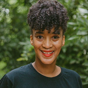 Headshot of Tessa Dooms