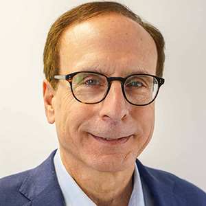 headshot of andrew bendheim