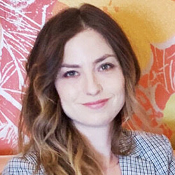 headshot of annie neimand