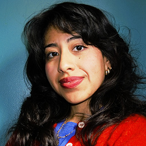 headshot of arantxa sanchez-cruz