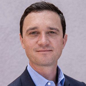 headshot of brian hooks