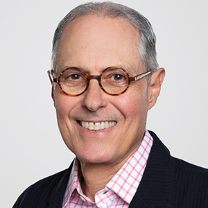 headshot of bruno manno