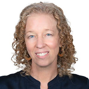 headshot of clare nolan