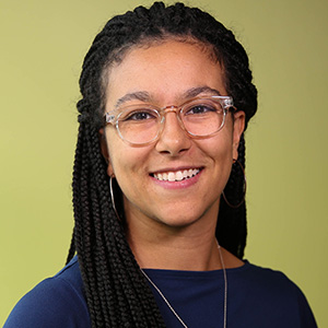 headshot of emily melnick