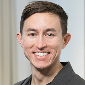 Headshot of Lyell Sakaue