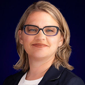 headshot of mara bolis