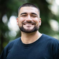 headshot of nicolas rios