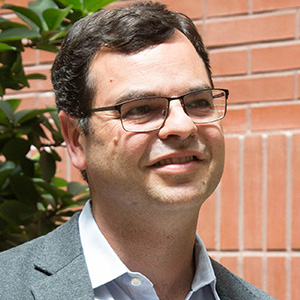 headshot of philippe sion