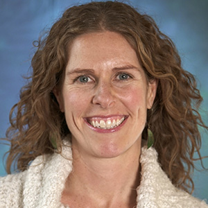 headshot of shannon campion