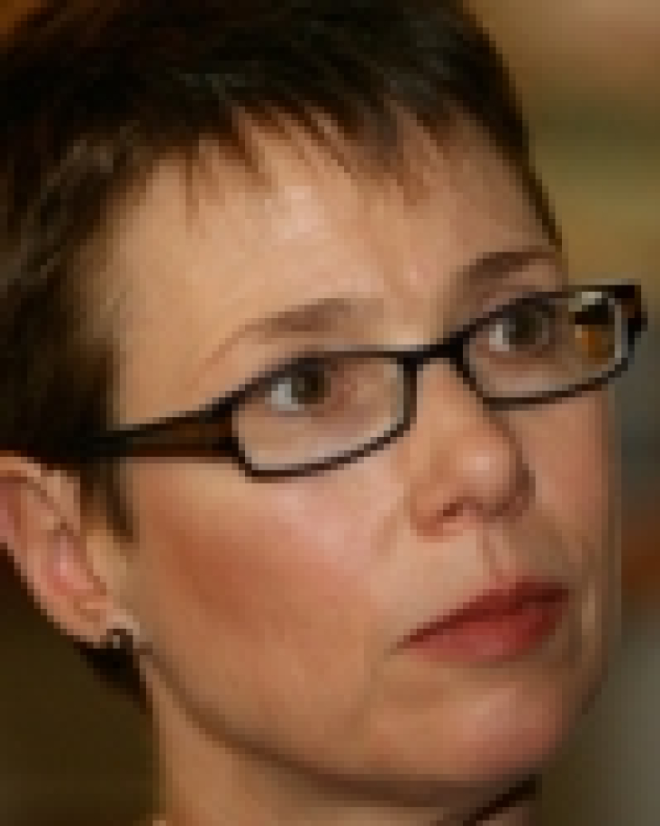 Former Hewlett Packard VP Debra Dunn on socially responsible companies in the technology industry.