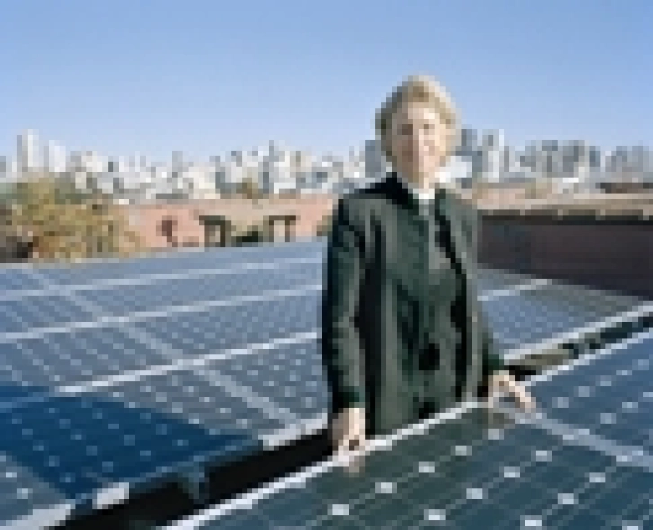 Praise the Lord, but Dim the Lights - Thumbnail